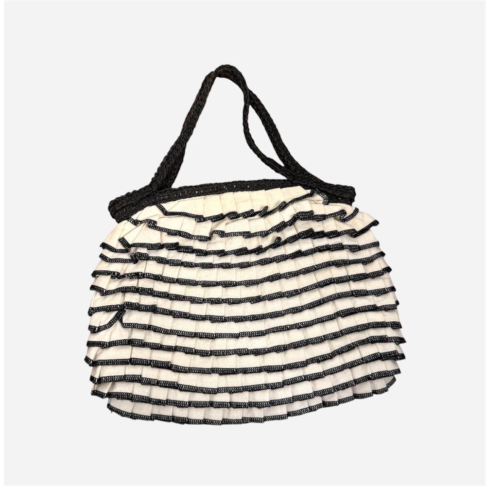 Ruffle vintage statement hand bag white black